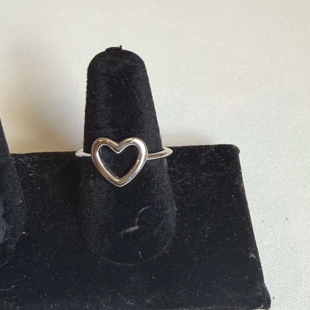 Tchibo 925 Sterling Silver Open Heart Ring Size 6.5 Minimalist Band